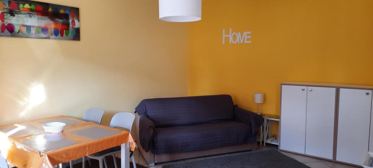 Ferienwohnung Gallo Mit Ueberdachter Terrasse Parkplatz 100 Mtr Z Strand Cannobio Buitenkant foto