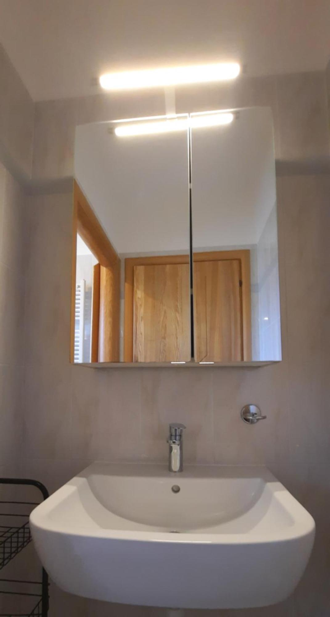 Ferienwohnung Gallo Mit Ueberdachter Terrasse Parkplatz 100 Mtr Z Strand Cannobio Buitenkant foto